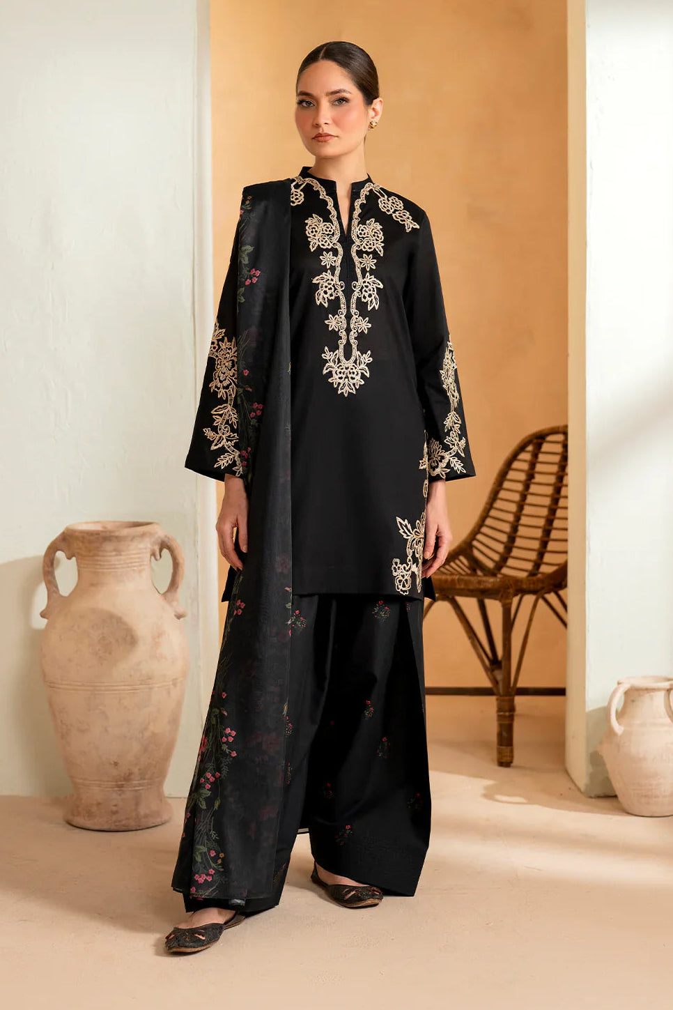 IZNIK - Dhanak 3-Piece Unstitched Embroidered Suit