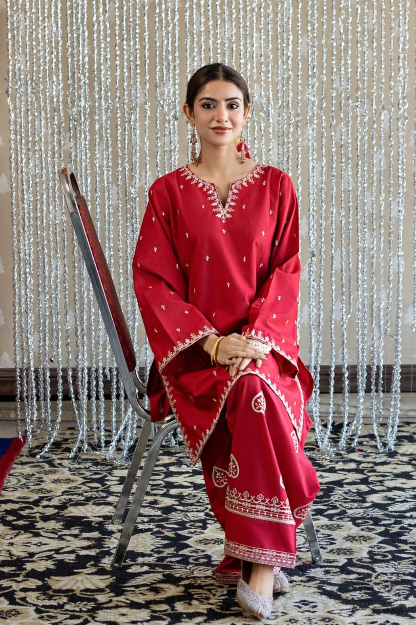 BRAND PEZWAAN
DHANAK EMBROIDERED 2PC
