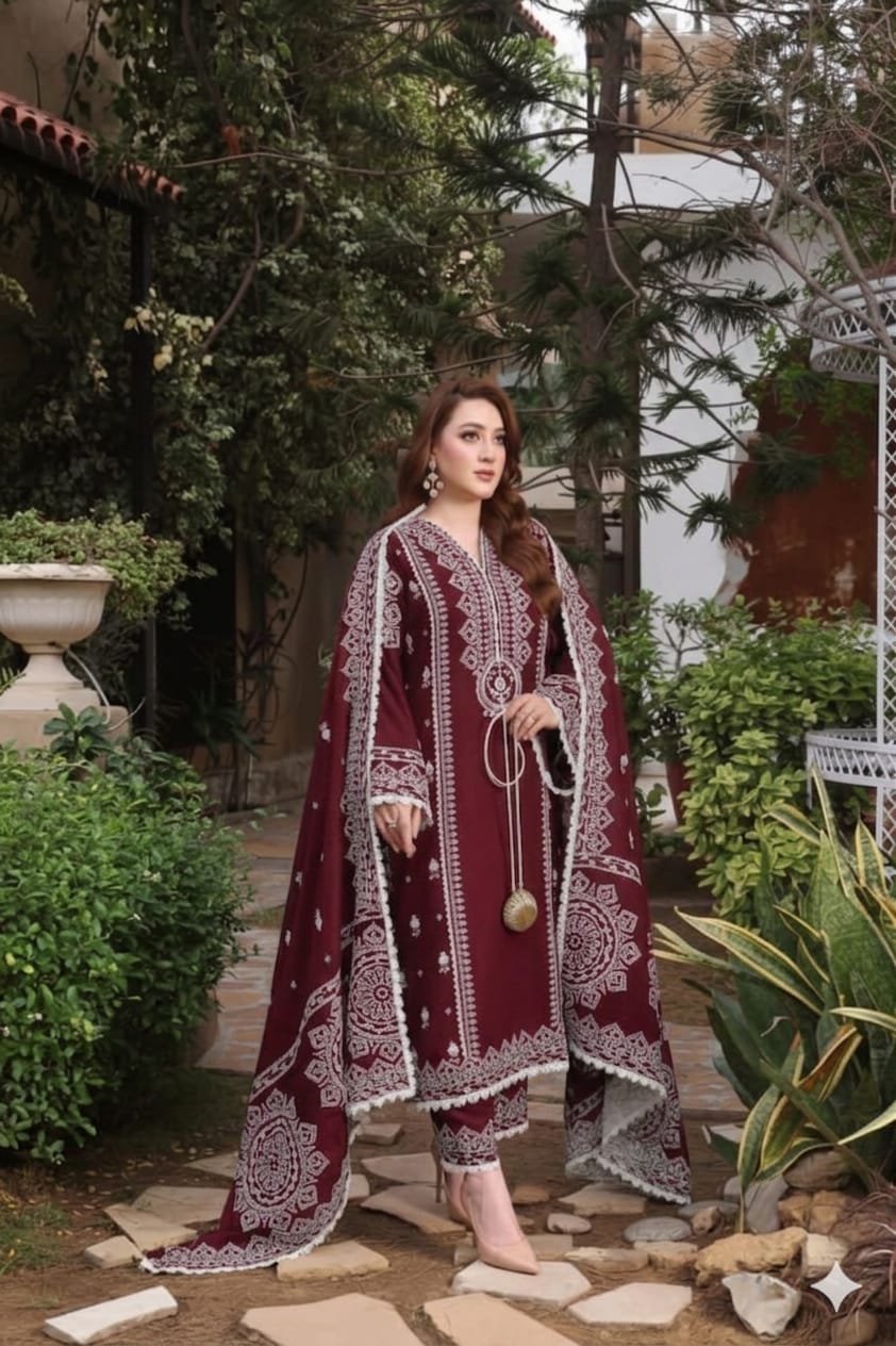 BRAND  ANEELA'S
DHANAK EMBROIDERED 3PC