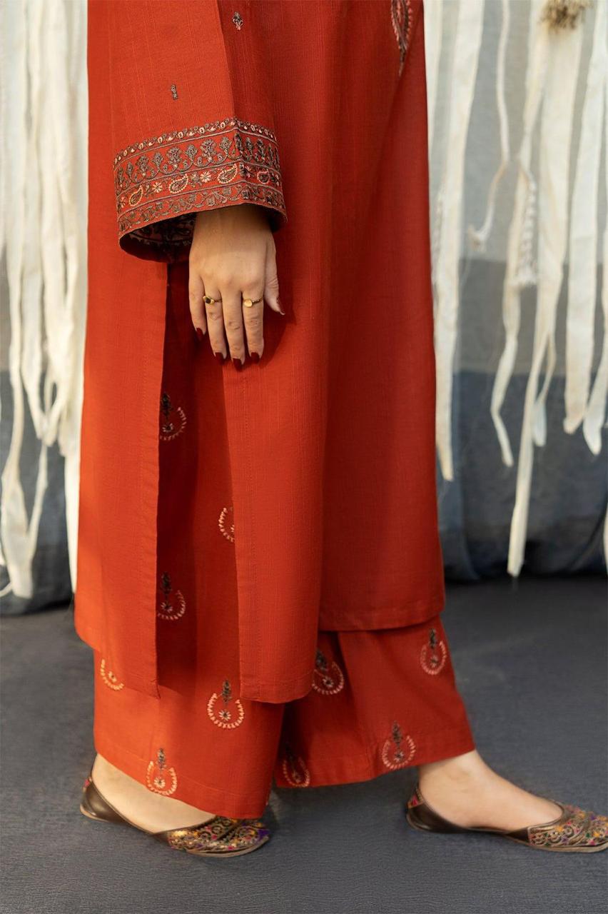 BRAND URGE
DHANAK EMBROIDERED 3PC