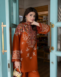 BREND Jazmin 3pc
winter dhank Fabric unstitched