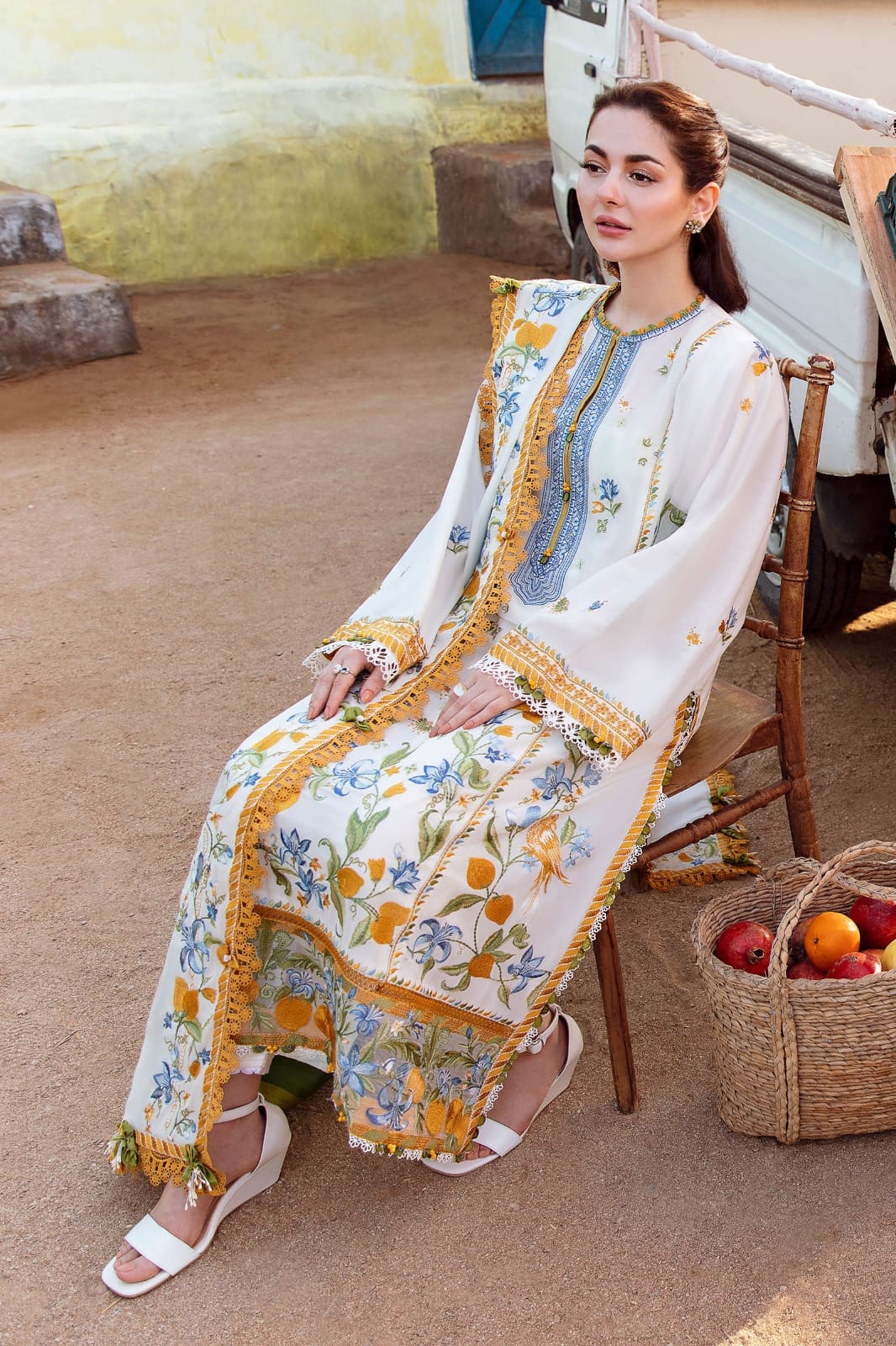 BRAND: KAHF Embroidered 3 Piece WINTER DHANAK COLLECTION