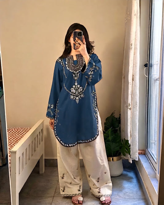 BRAND PEZWAAN
DHANAK EMBROIDERED 2PC